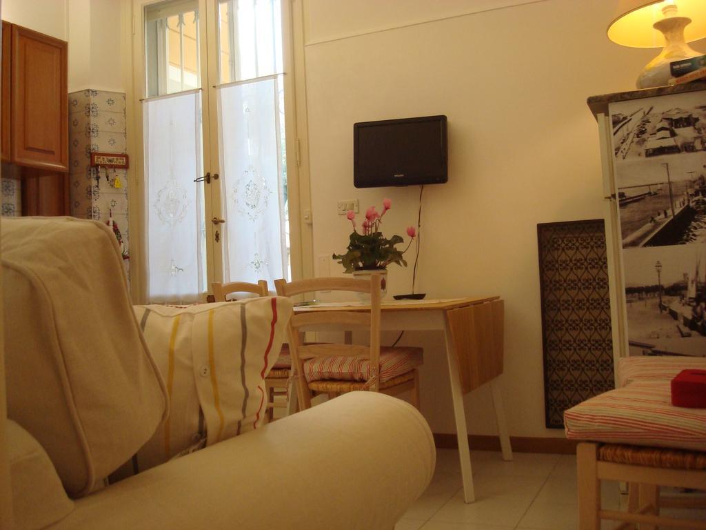 Villino Caproni Διαμέρισμα Βιαρέτζιο Εξωτερικό φωτογραφία